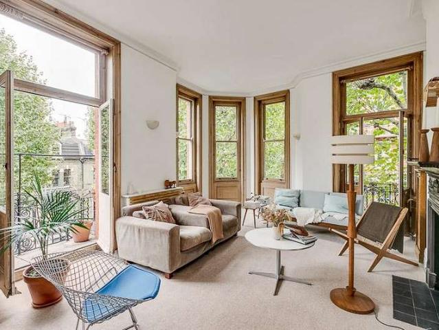 5 Bedroom Flat