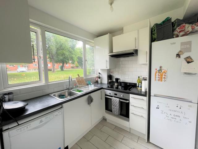 5 Bedroom Flat