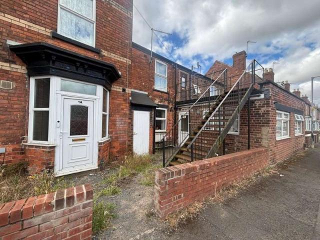 5 Bedroom Flat