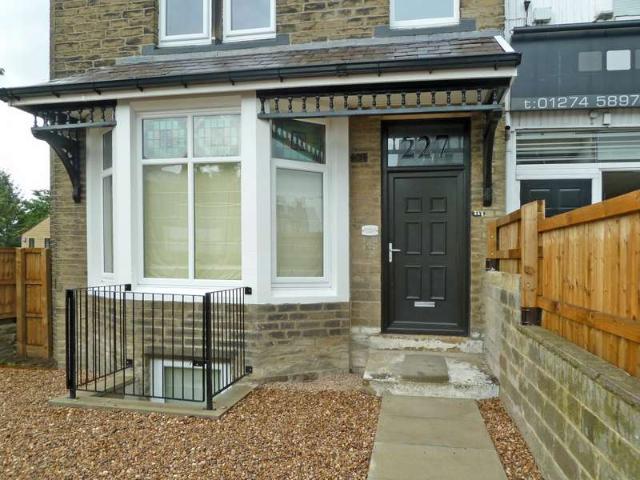 5 Bedroom Flat