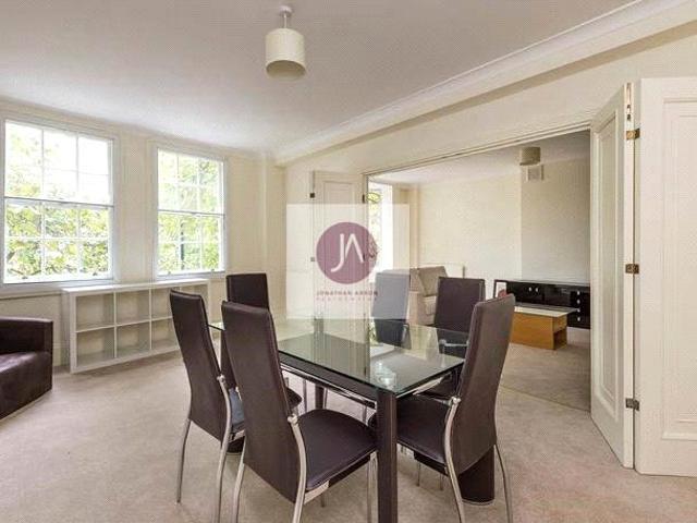 5 bedroom flat to rent in Strathmore Court, Park Road, St John's Wood, London, NW8