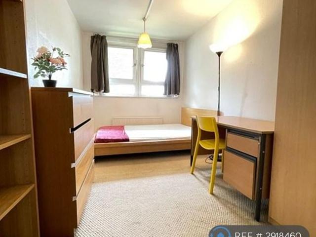 5 bedroom flat to rent