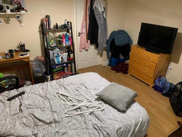 5 bedroom flat to rent