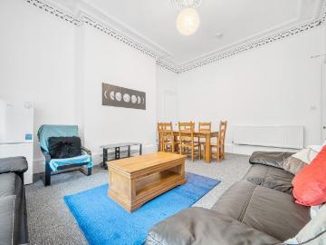 Flat to rent in Bath Street G2 Glasgow