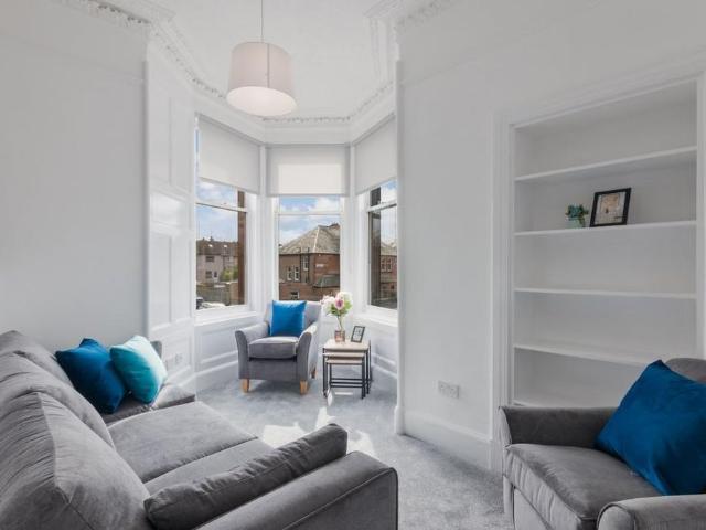 5 bedroom flat to rent