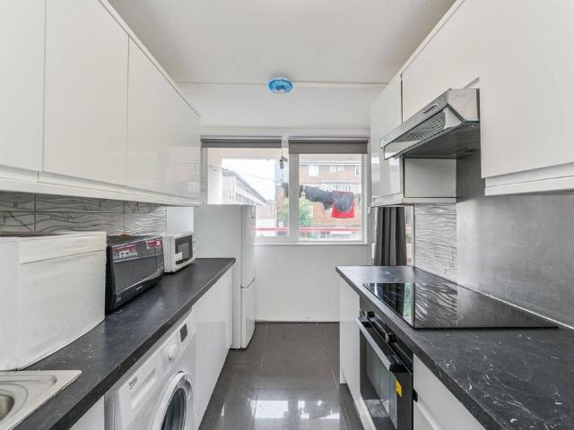 5 bedroom flat to rent