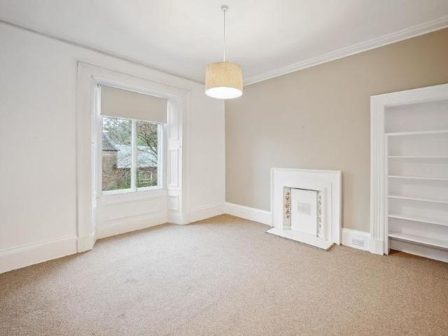 5 bedroom flat to rent