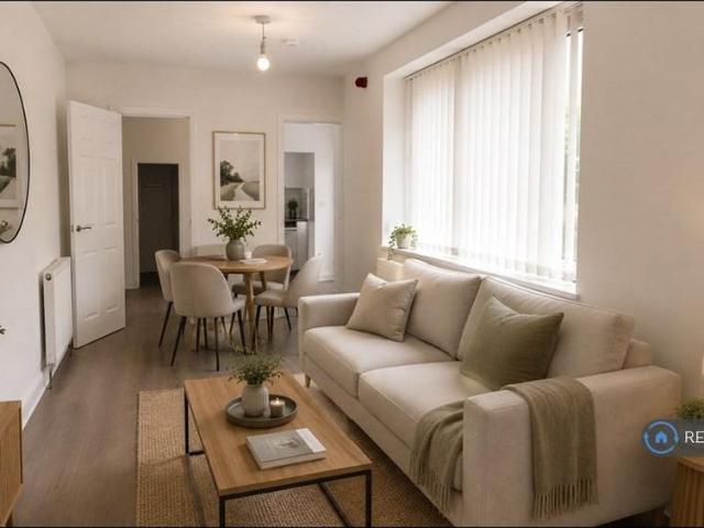 5 bedroom flat to rent