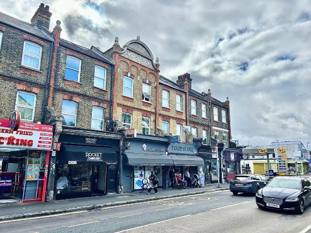 5 bedroom flat to rent