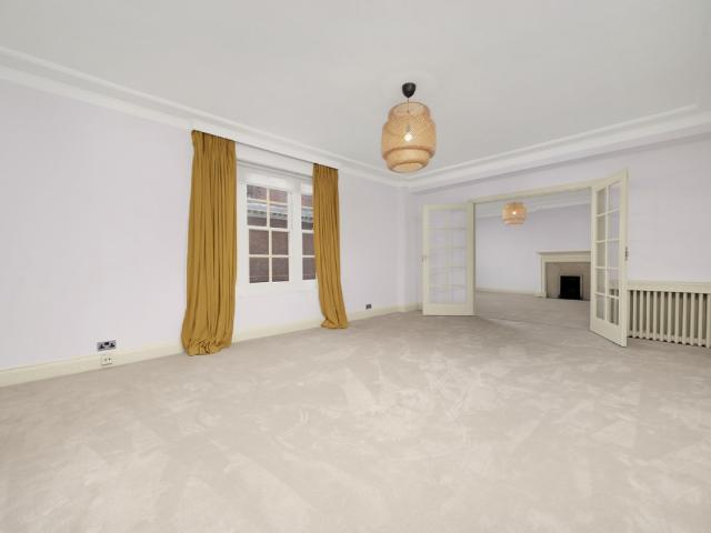 5 bedroom Flat To Rent