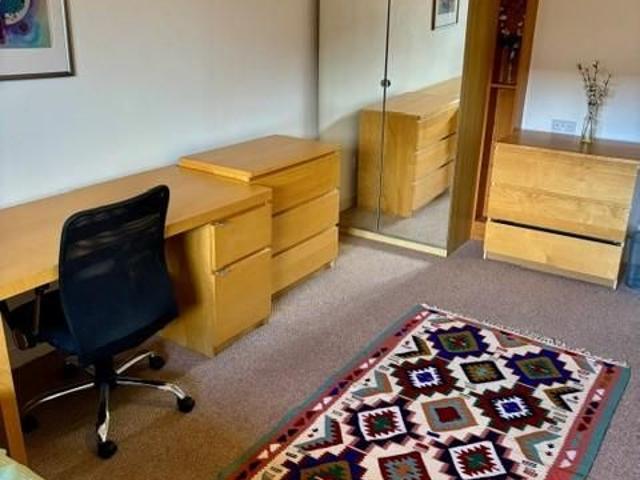 5 bedroom flat to rent