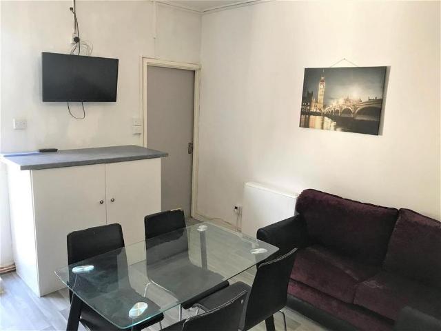 5 bedroom flat to rent
