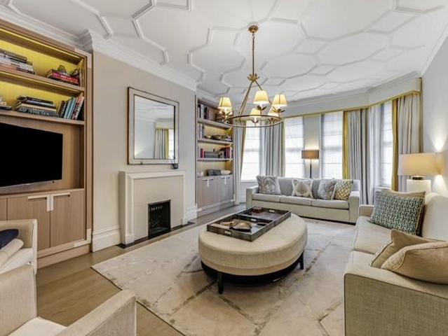 5 bedroom flat for sale