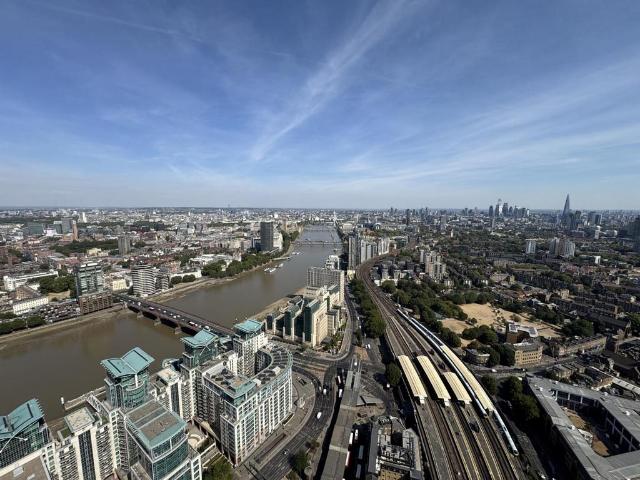 5 bedroom flat for sale