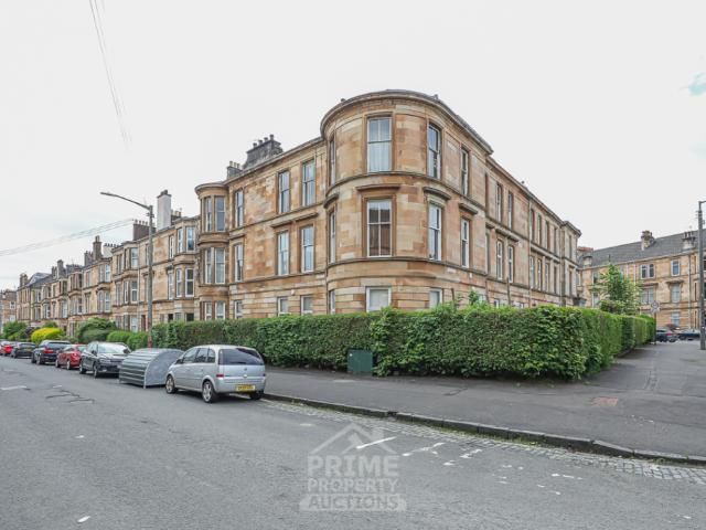 5 bedroom flat for sale