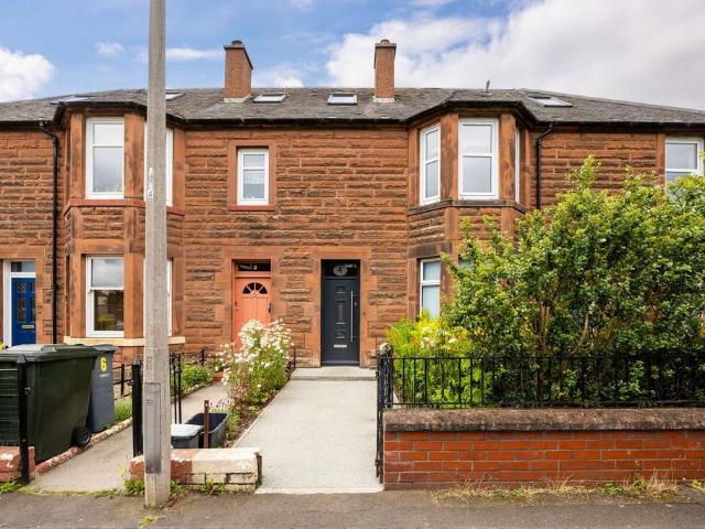 5 bedroom flat for sale