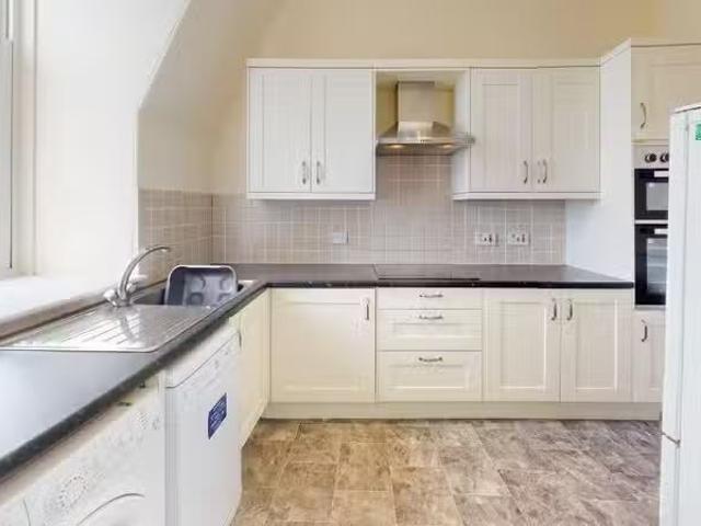 5 bedroom flat for rent in Broad Street, Fraserburgh, Aberdeen.