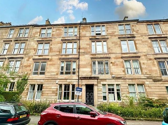 5 bedroom flat in Glasgow