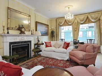 5 bedroom flat in London