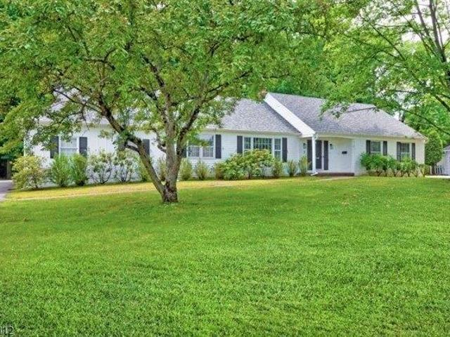 5 bedroom, Florham Park NJ 07932 105204283