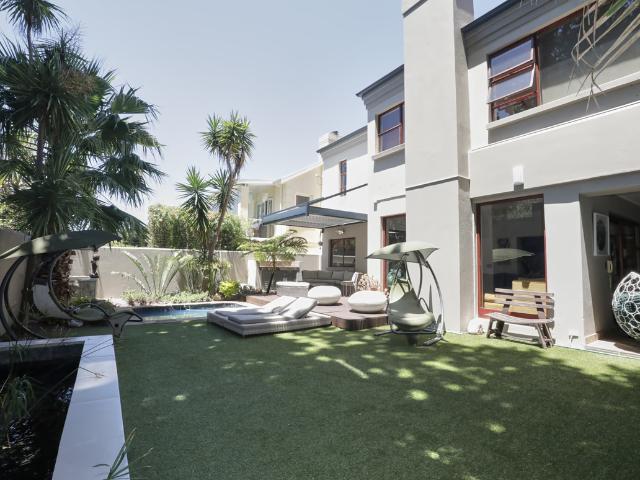 5 Bedroom Freehold To Let in Newlands