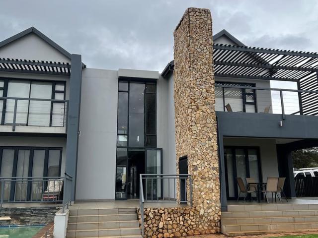 5 Bedroom Freestanding To Let in The Hills Game Reserve Estate