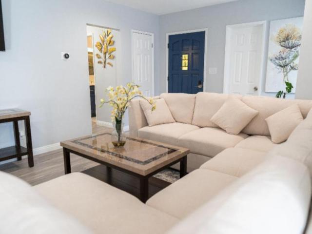 5 bedroom, Fullerton CA 92832 LS103007954