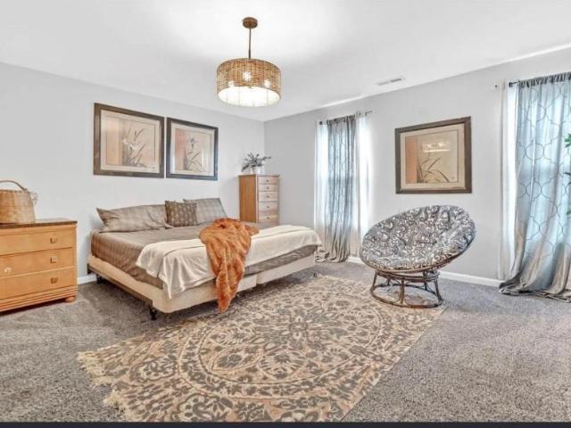 5 bedroom, Knightdale NC 27545 LS105599792