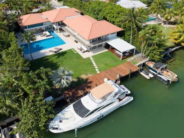 5 bedroom, Key Biscayne FL 33149 105945134