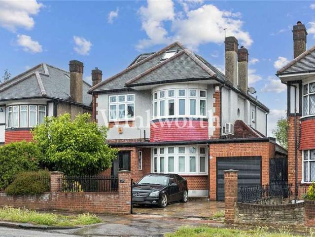5 Bedroom House