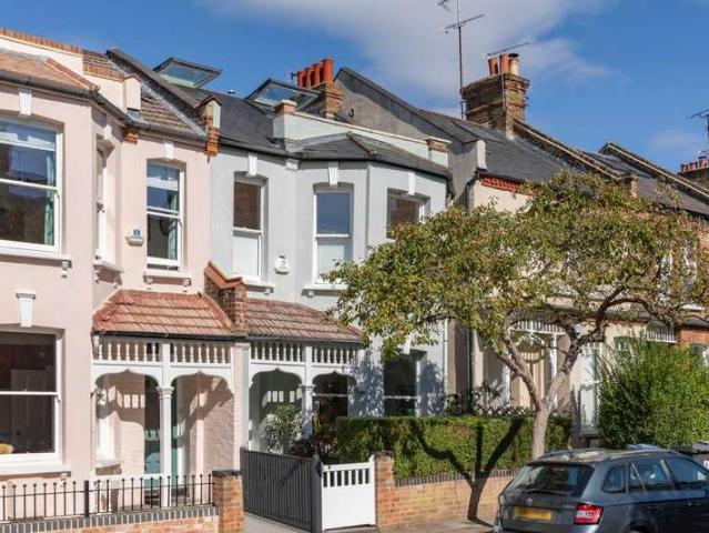5 Bedroom House