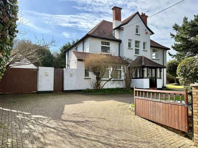 5 Bedroom House