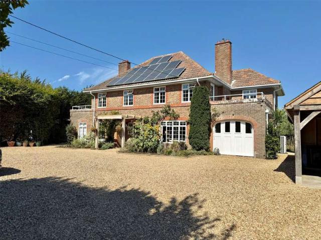 5 Bedroom House