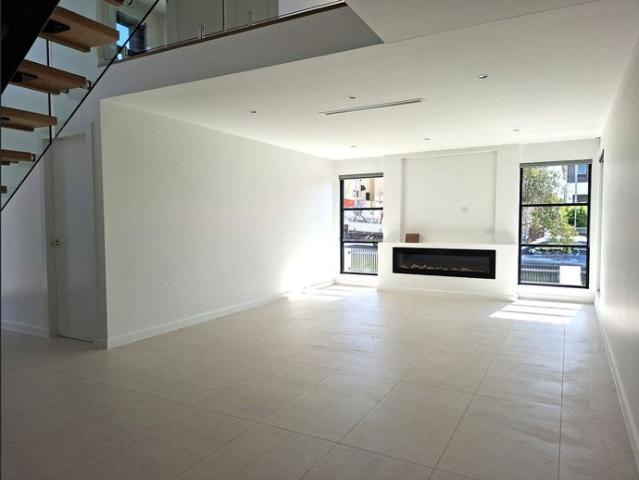 BRAND NEW | 5 BED | 3 BATH | DOUBLE STOREY | 3 CAR