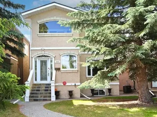 5 Bedroom House Calgary AB 104535474
