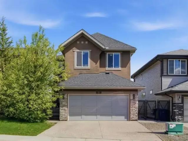5 Bedroom House Calgary AB 104322327