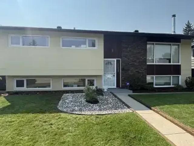 5 Bedroom House Calgary AB 105100683