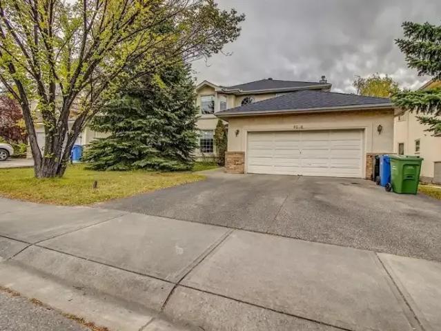 5 Bedroom House Calgary AB LS105118728