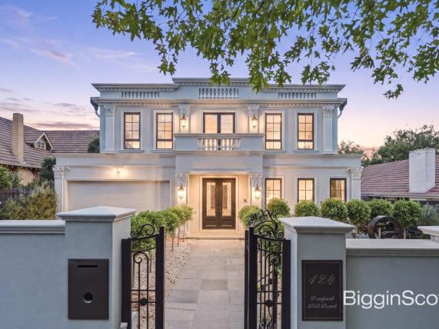 5 Bedroom House Canterbury VIC 101612008