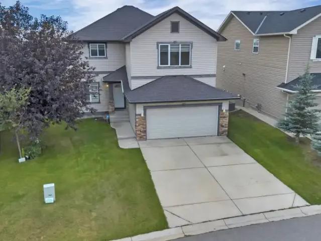 5 Bedroom House Chestermere AB 105654001