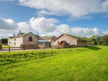 5 Bedroom House Cumbria Cumbria LS99204200