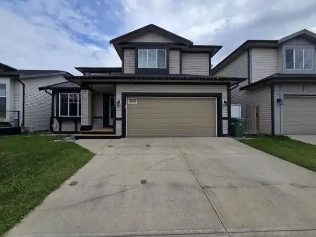 5 Bedroom House Airdrie AB 105394856
