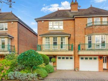 5 Bedroom House Barnet Greater London 98649131