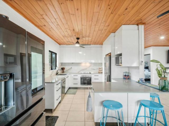 5 Bedroom House Black River QLD 105933390