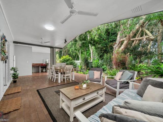 5 Bedroom House Bramston Beach QLD 106228551