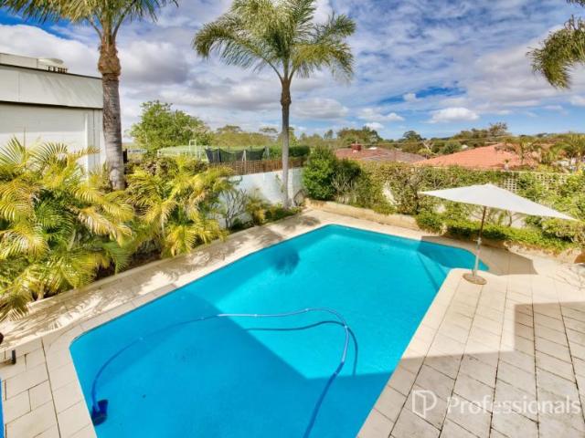 5 Bedroom House Dianella WA 105970925