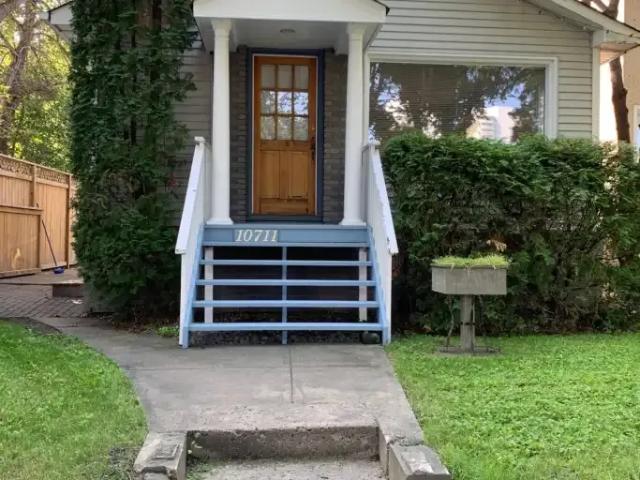5 Bedroom House Edmonton AB 104840856