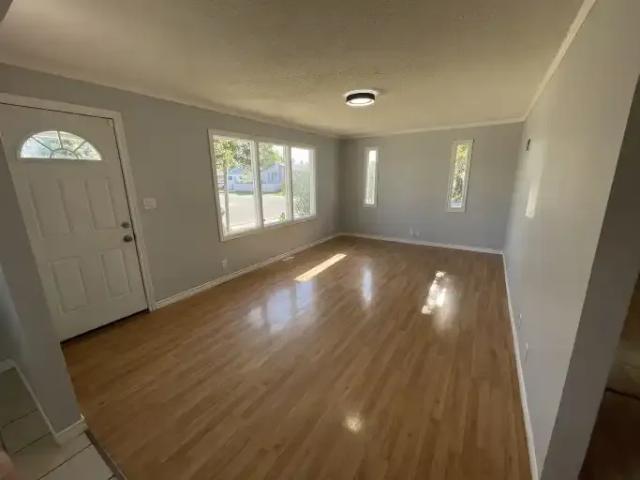5 Bedroom House Edmonton AB 106223129