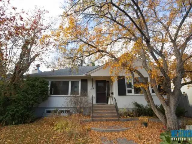 5 Bedroom House Edmonton AB 103569139