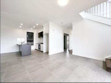 5 Bedroom House for Lease